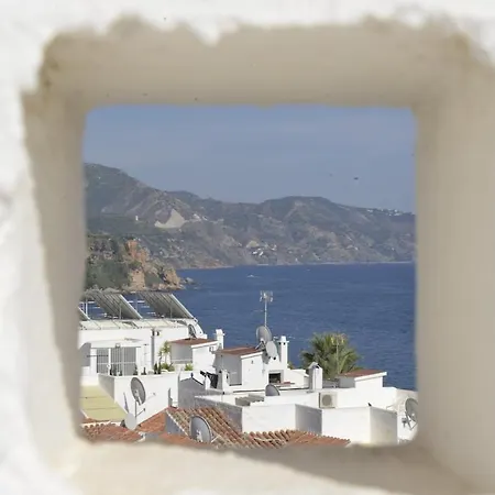 Mar Seaview With Pool Нерха