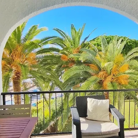 Mar Seaview With Pool Apartmán *