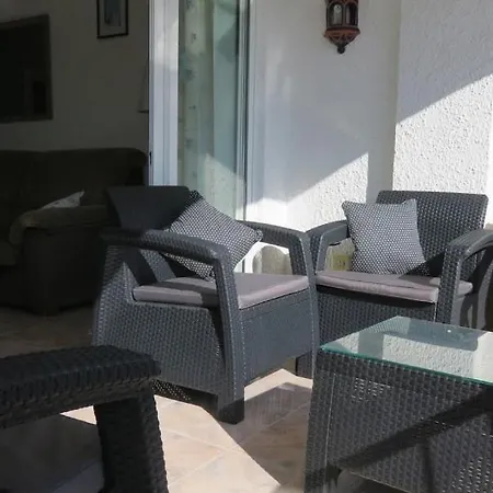 Apartmán Mar Seaview With Pool *